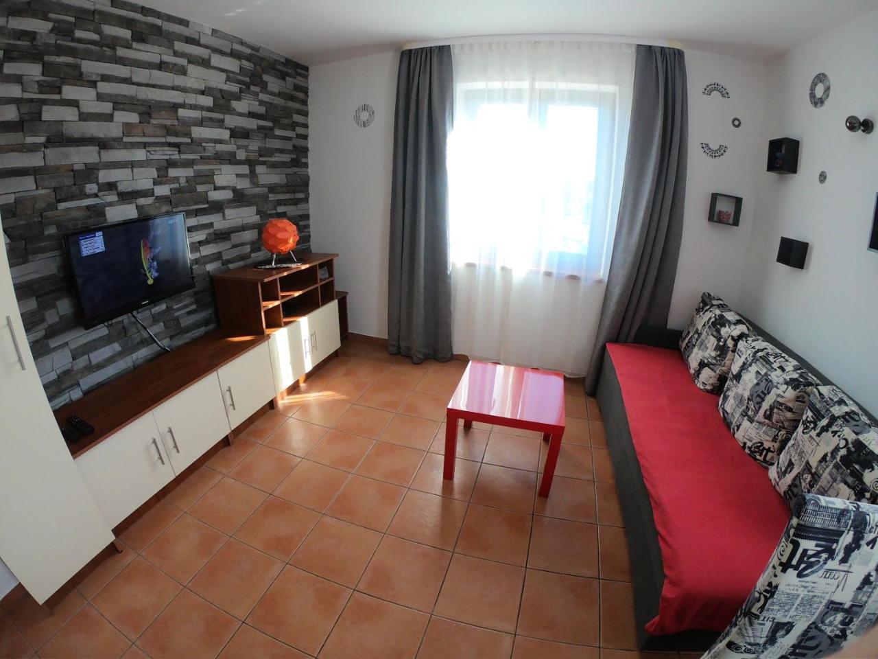 Apartments Myadria Malinska Exterior photo